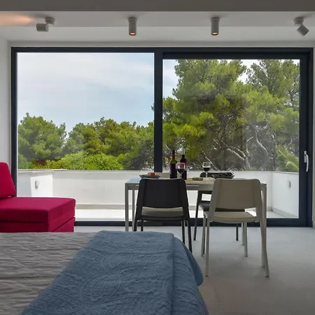 Apartment Vitarnja * ילסה
